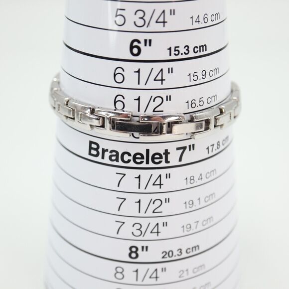 Vice Versa Ladies Silver Tone Watch Barrell Dial Diamond Accent Bezel Bracelet - Picture 4 of 14